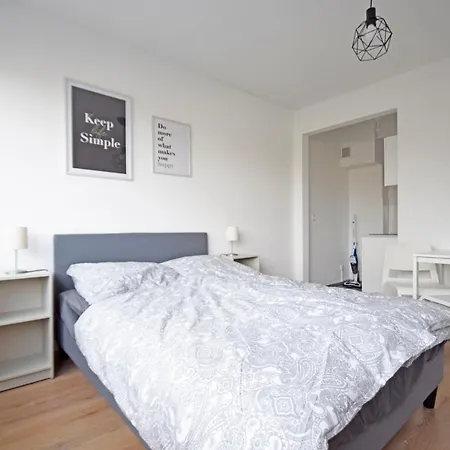 Air 10 Apartment
