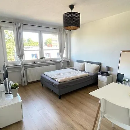 Apartment Air 10 *