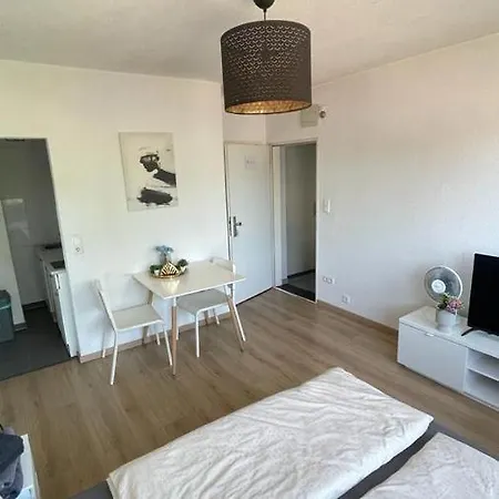 Air 10 Apartment